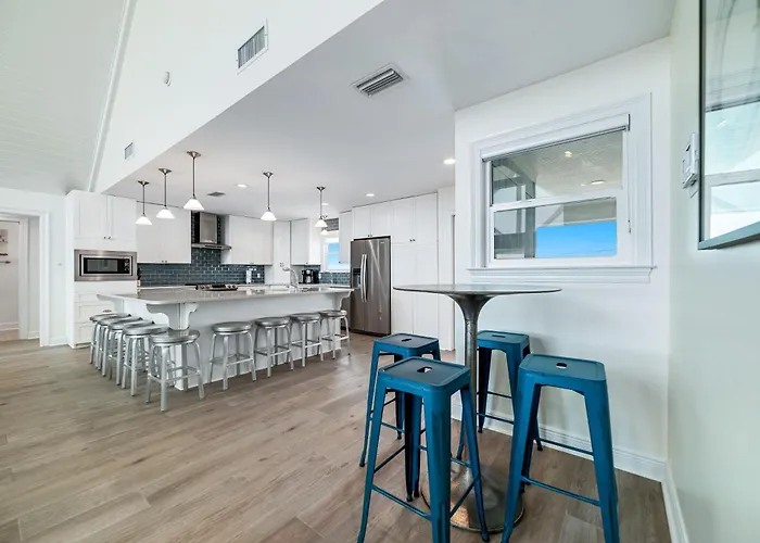 At Last By Gsvr - Updated Beachfront With Pool - Free Activities And Golf Holiday home Gulf Shores